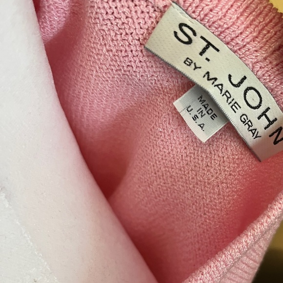 St. John V-Neck Sweater - Picture 5 of 6